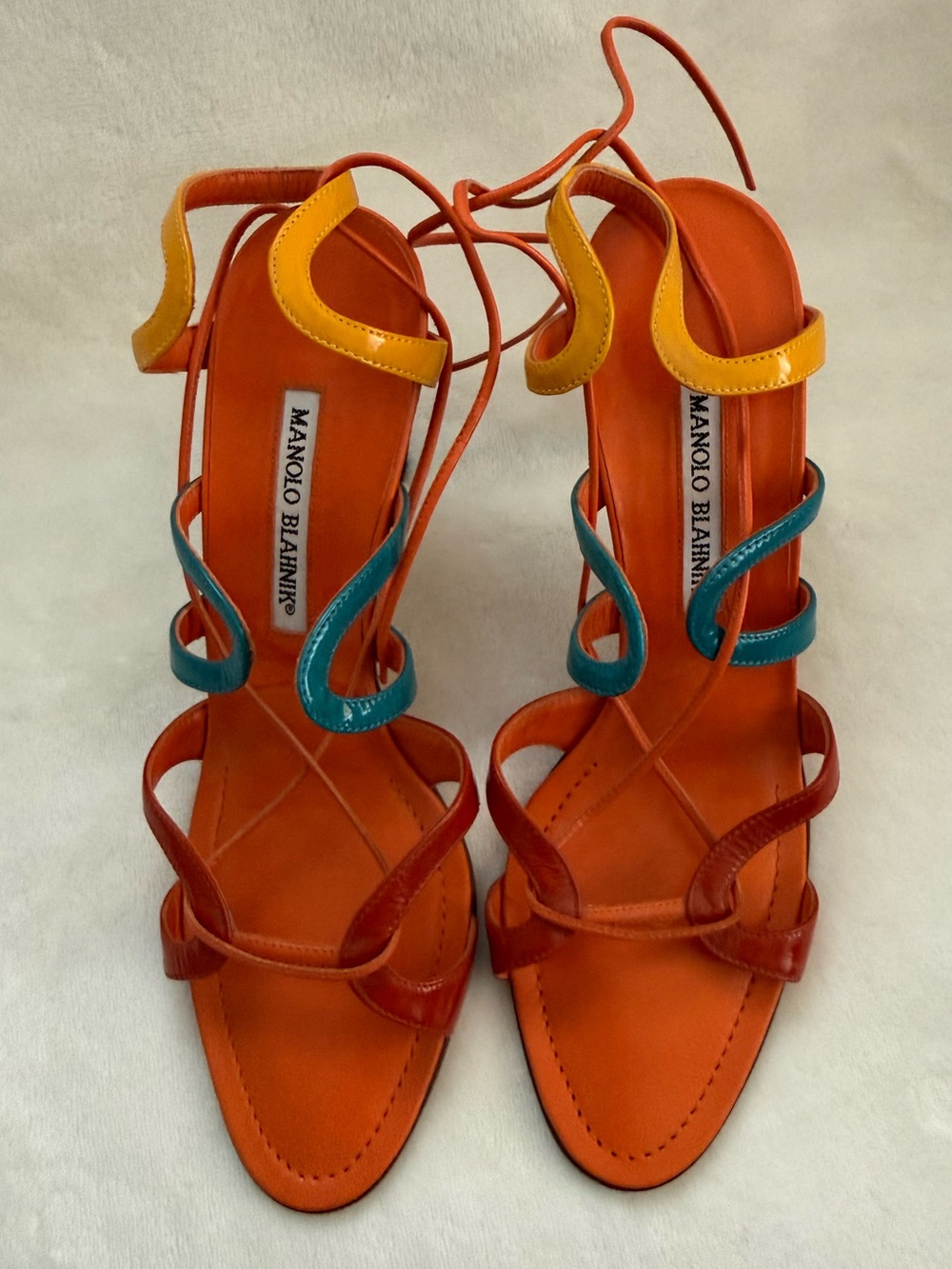 Manolo Blahnik Patent Leather Lace Up Ankle-Tie Hees - Picture 3 of 5